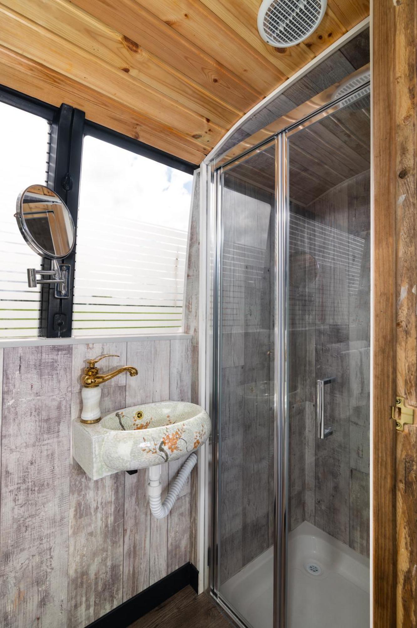 Glasson Glamping Farm Athlone Extérieur photo